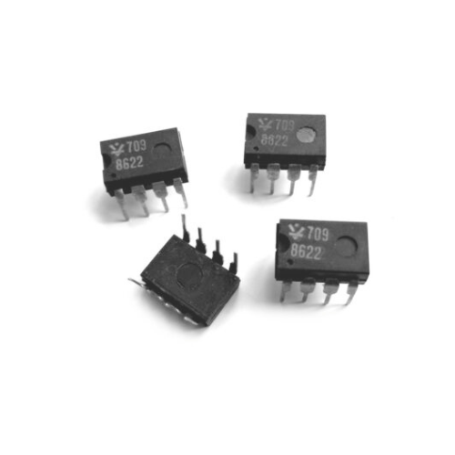 IC LM709D
